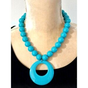 Beachy Teal Acrylic Chunky Beaded Necklace 16" Retro 2.75" Round Donut Pendant